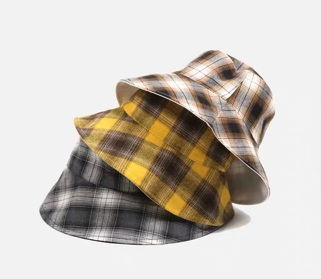 Women's Reversible Plaid Bucket Hat