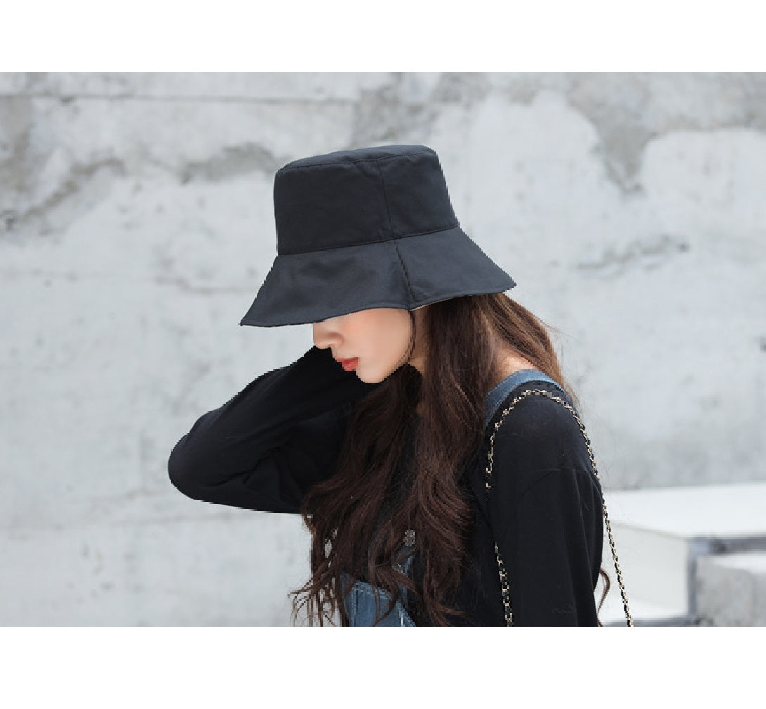 Women's Reversible Leopard Print Bucket Hat
