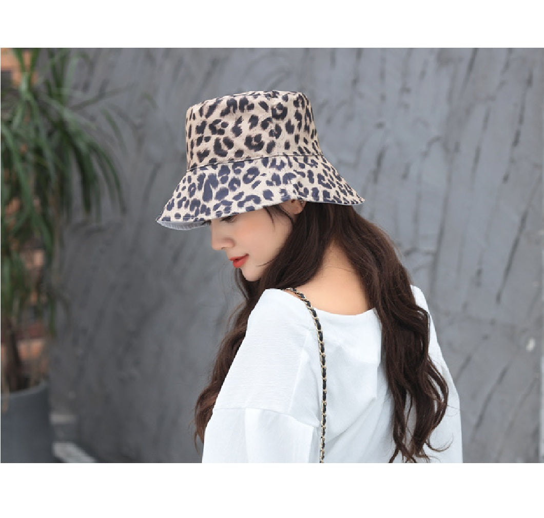 Women's Reversible Leopard Print Bucket Hat
