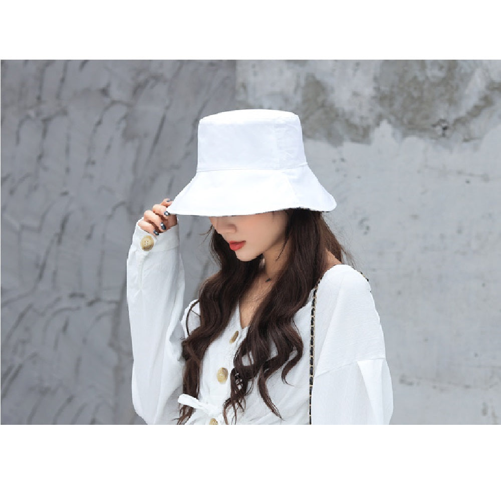 Women's Reversible Leopard Print Bucket Hat
