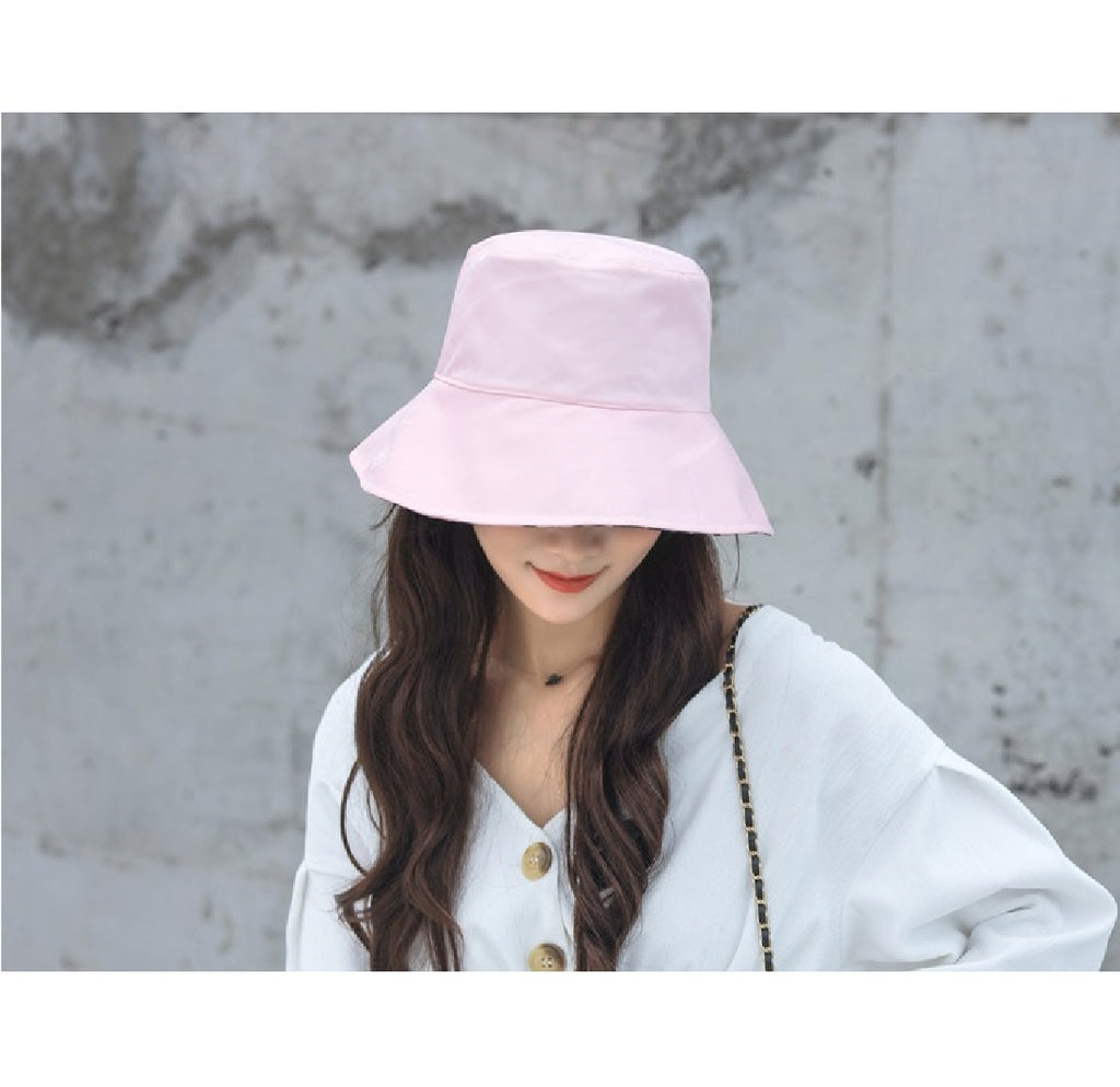 Women's Reversible Leopard Print Bucket Hat