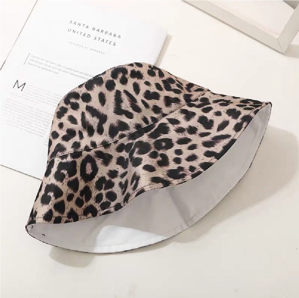 Women's Reversible Leopard Print Bucket Hat